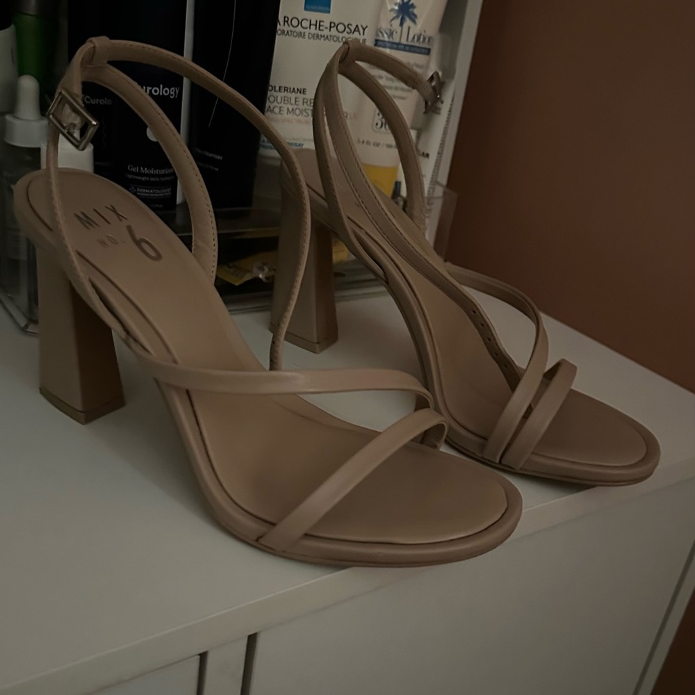Tan heels